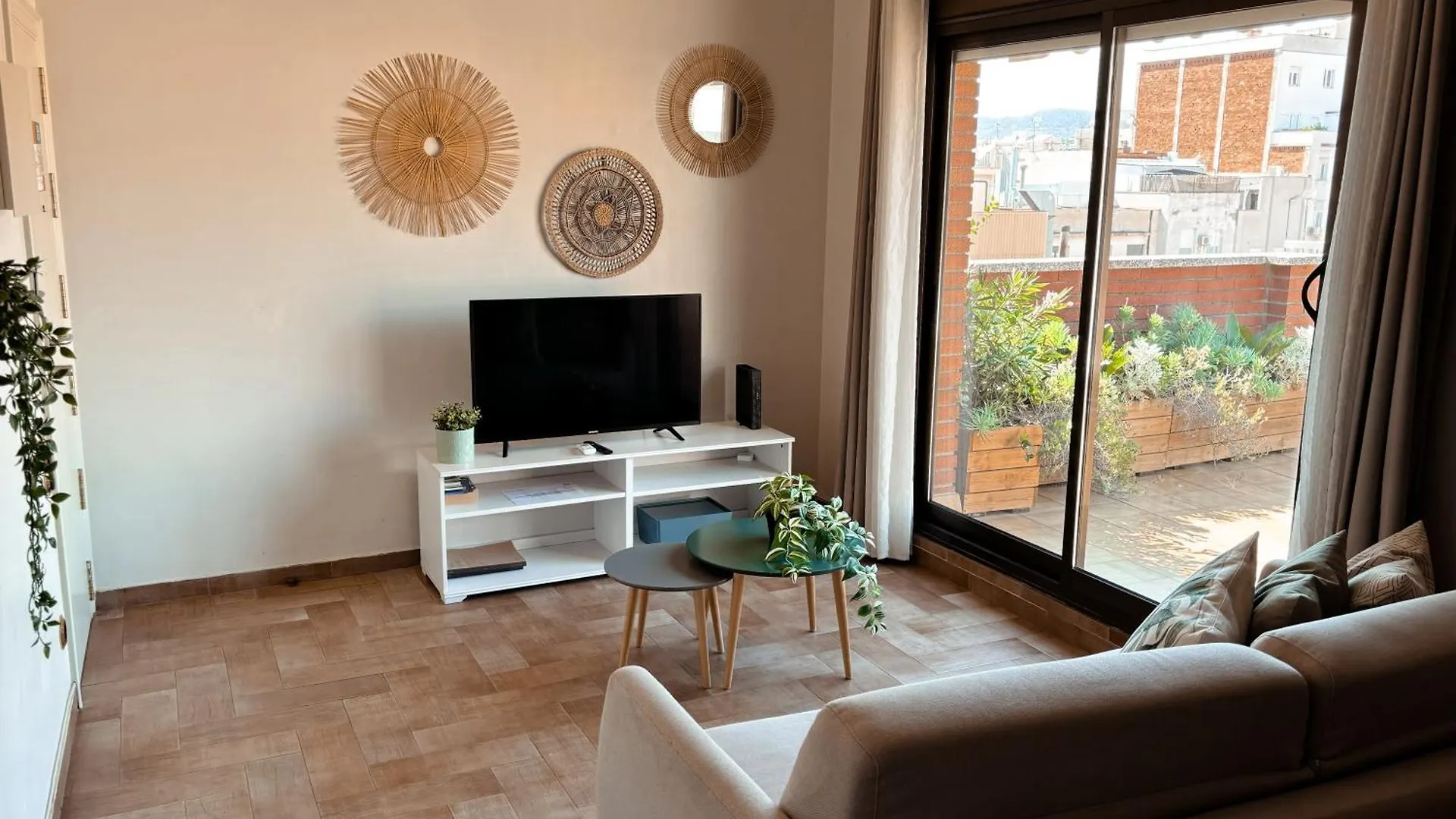 Casa Cosi - Industria Apartment Barcelona